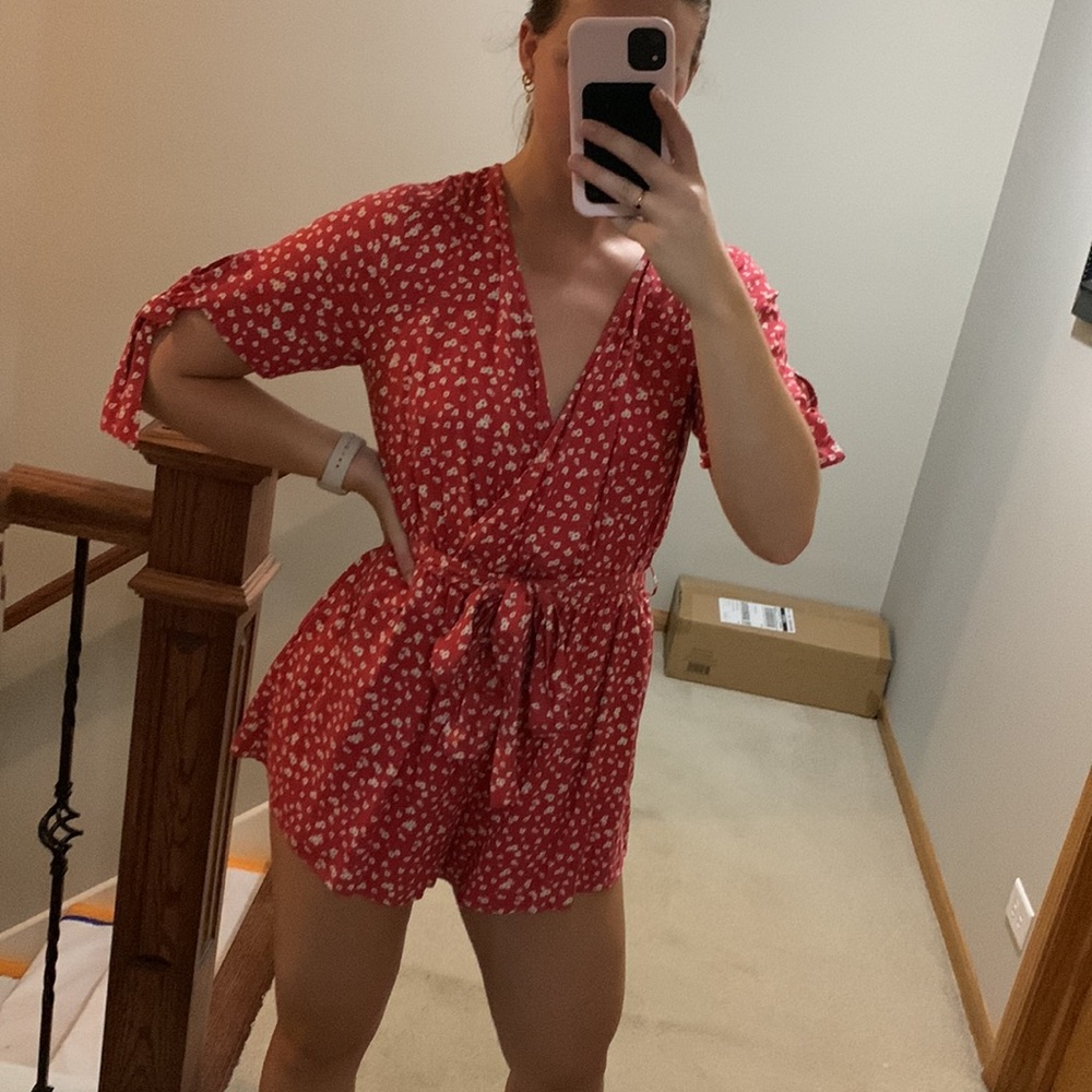 Romper - Picture 3 of 4